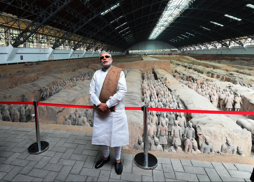 Indian Prime Minister Modi with the Terracotta Warriors in the background, the Mausoleum of the First Qin Emperor of China. | Credit: Gateway House
