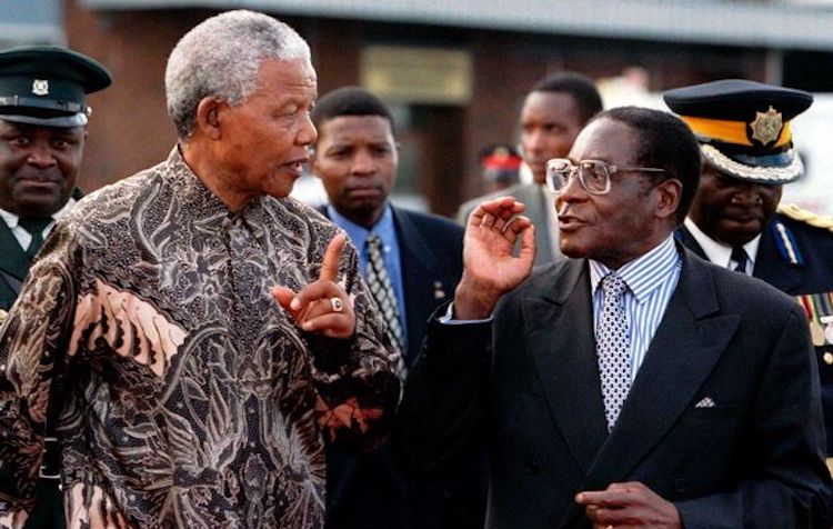 Mugabe Faults Late Mandela for Leaving South Africa to the Whites