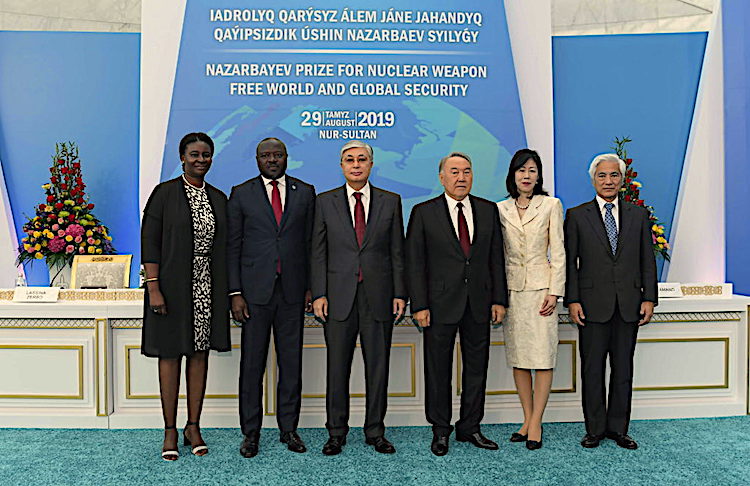 Kazakhstan Honours Advocates of a Nuclear-Free World