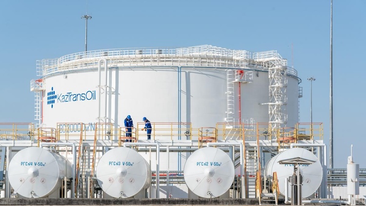 Kasachstan liefert im April 120.000 Tonnen Öl nach Deutschland